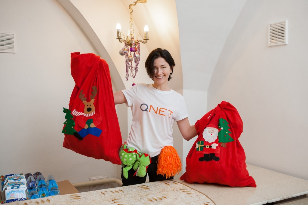 В Подмосковье год Волонтёра открылся праздником для сирот - фото 1