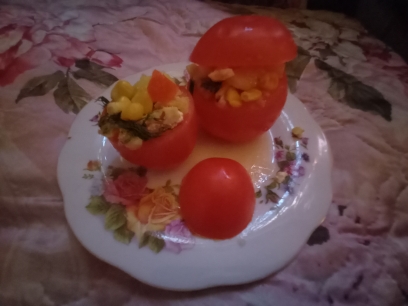 Эко-кулинария: помидоры, фаршированные салатом «Футляр» - фото 1
