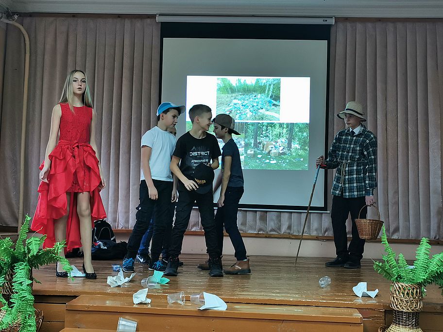 Конкурс «ЭкоЁлка» прошел в Рославльском районе Смоленщины - фото 1