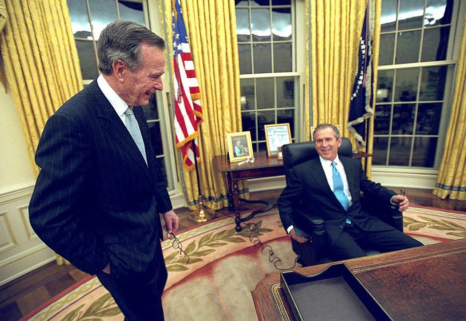 Не стало настоящего янки Джорджа Буша старшего - фото 18