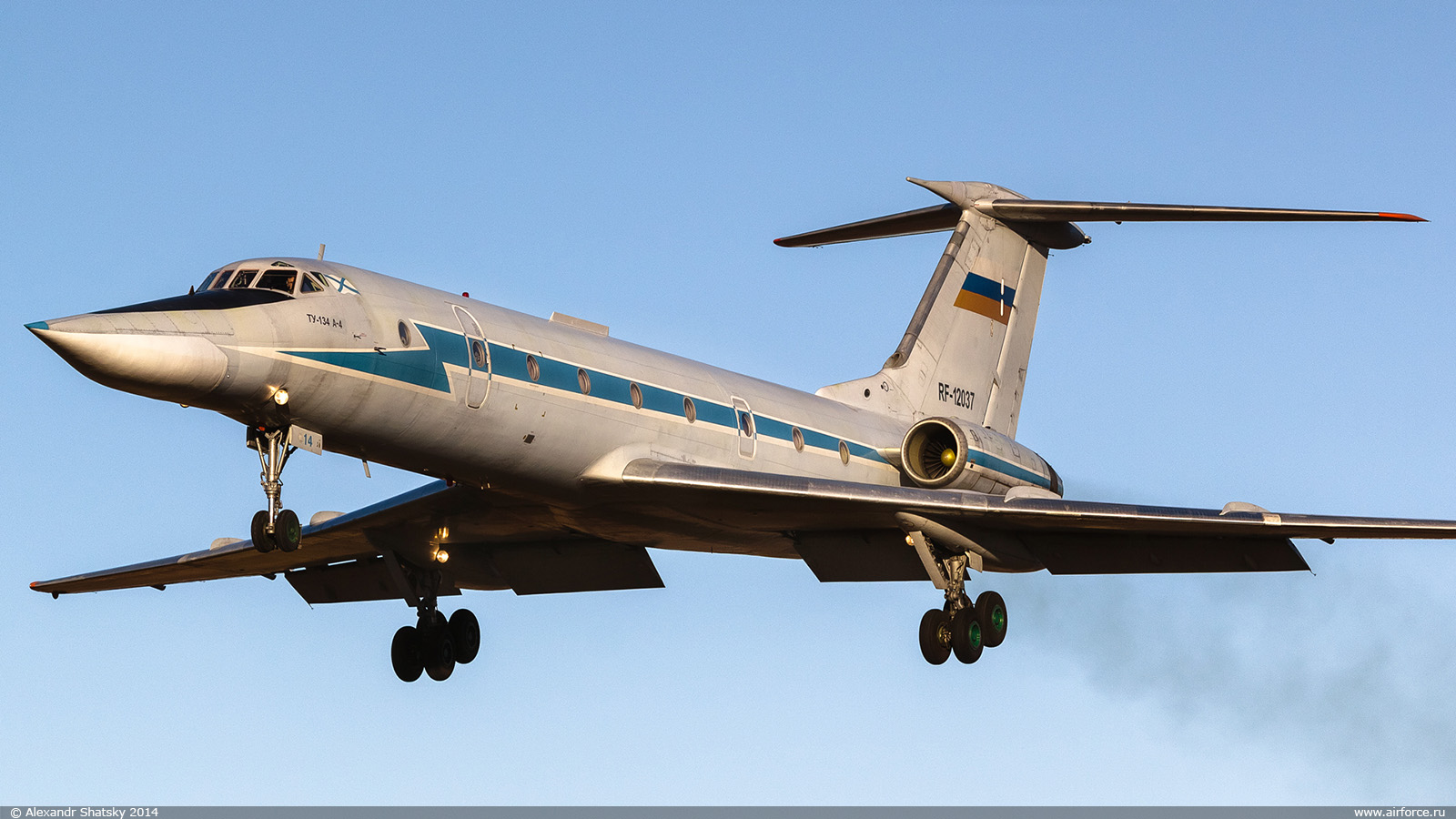 Последний Ту-134, который эксплуатировался в России, совершил заключительный полет - фото 1