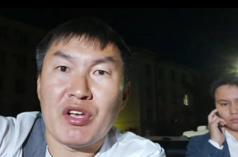 Улан-Удэ вышел на митинг против избранного от ЕР мэра . Требуют вмешательства Главы республики - фото 1